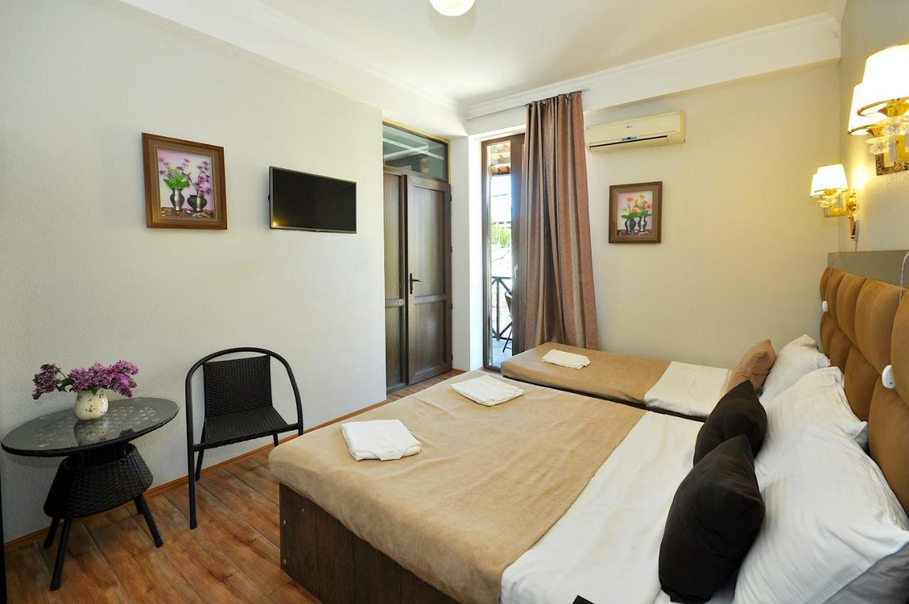 Hotel Marsel Tiflis Exterior foto