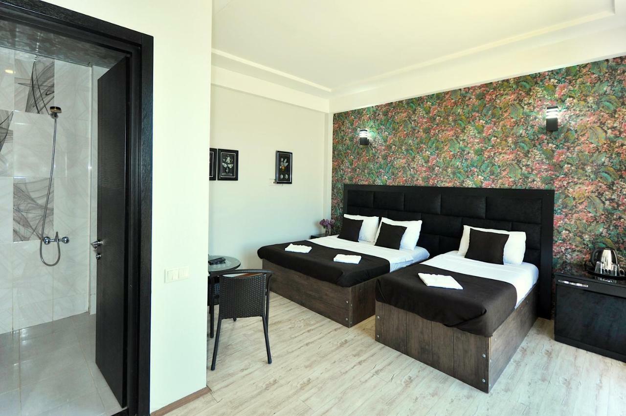 Hotel Marsel Tiflis Exterior foto