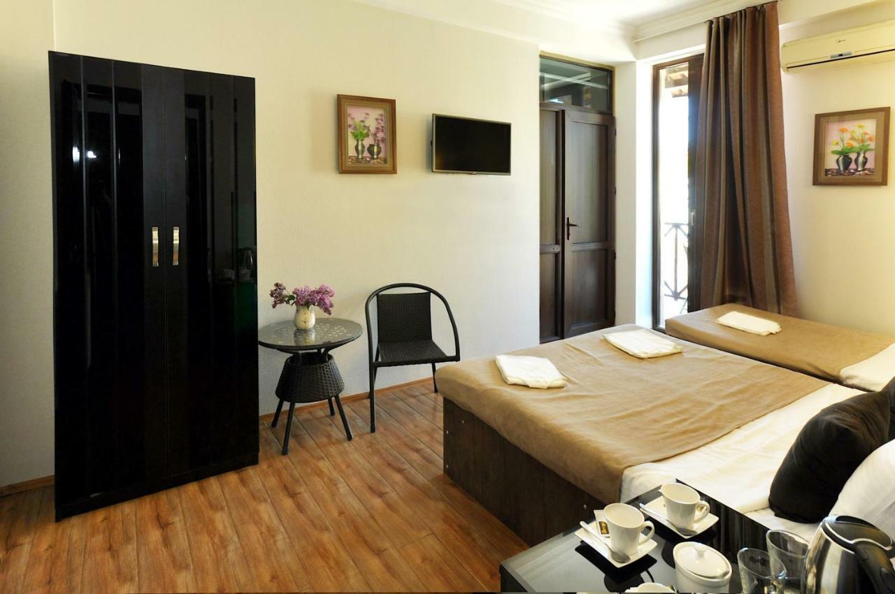 Hotel Marsel Tiflis Exterior foto